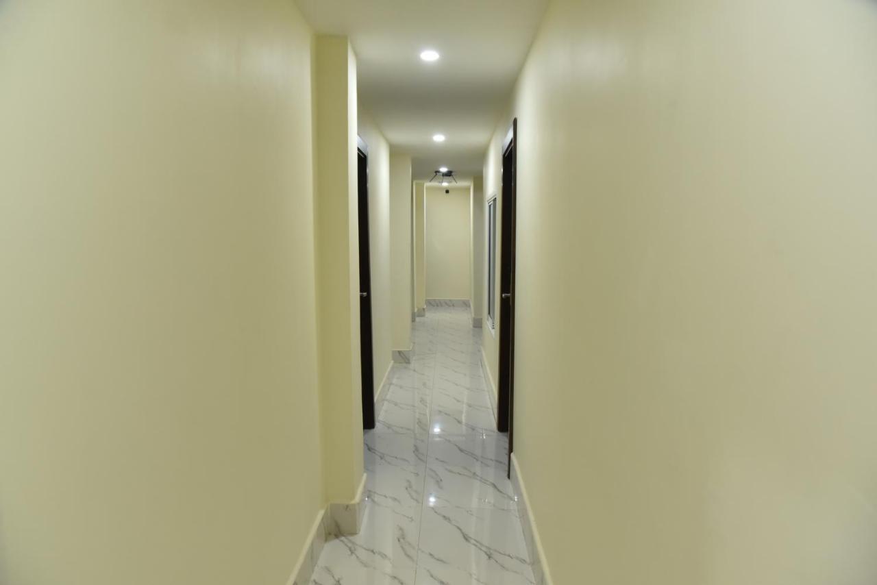 Rose Nana Hotel Bangkok Exterior foto